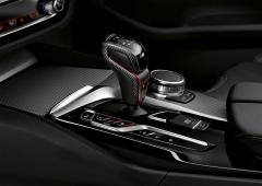 Interieur_bmw-m-performance-serie-5-et-m5-competition_2
                                                        width=